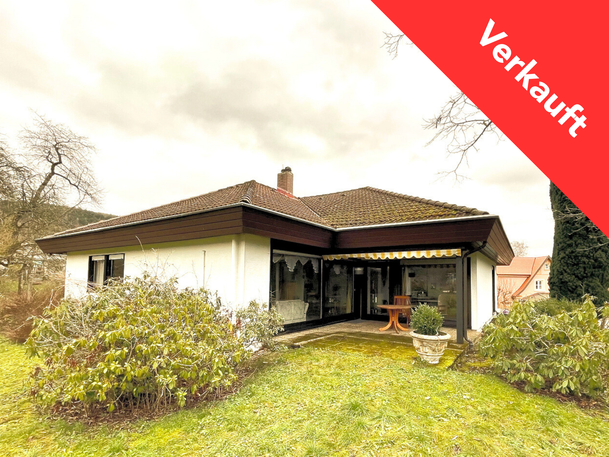 Grün Rot Weiß Kalligraphisch Animiert Vegan Info Instagram Post – 2025-12-13T164435.015