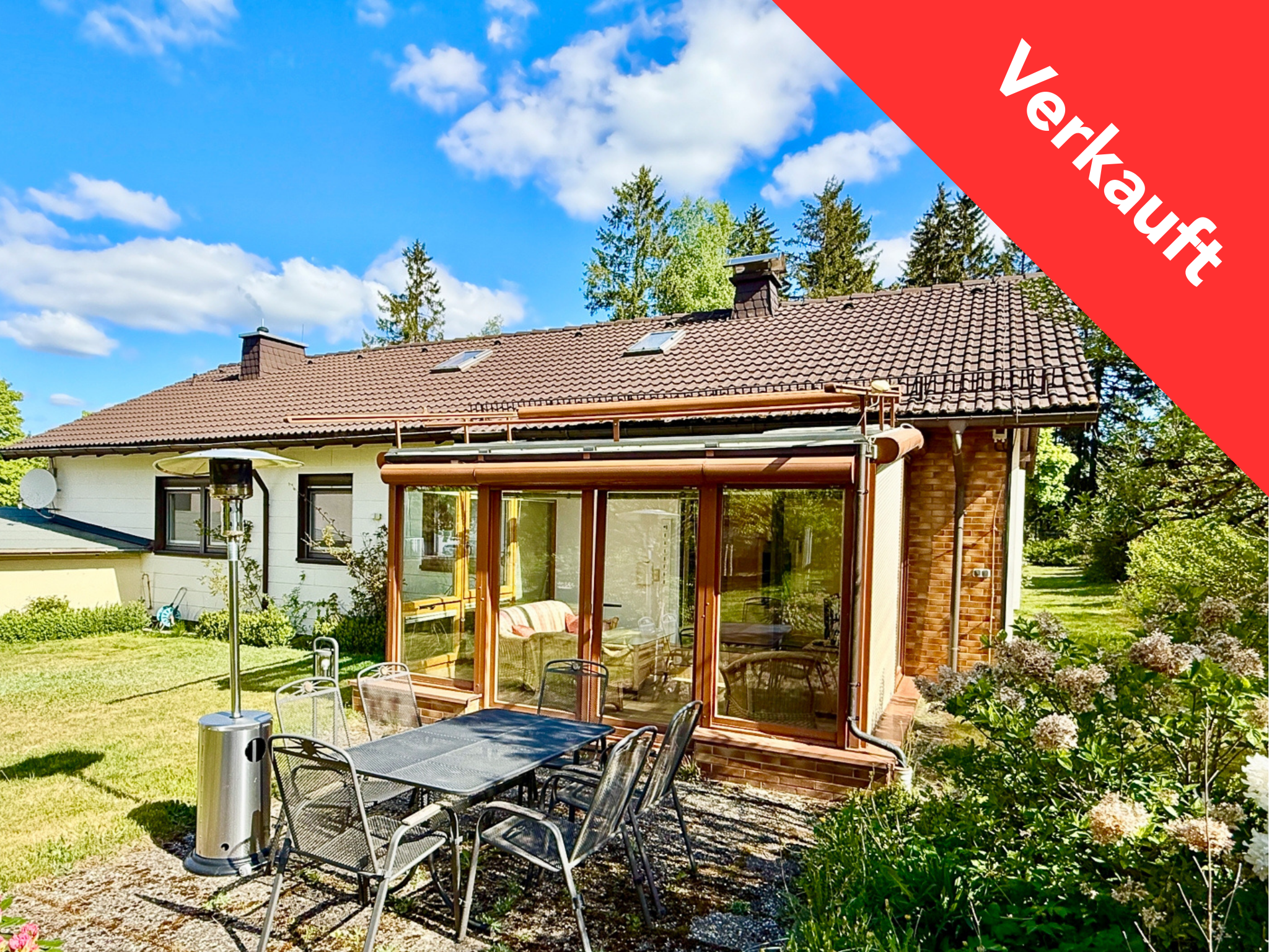 Grün Rot Weiß Kalligraphisch Animiert Vegan Info Instagram Post (98)