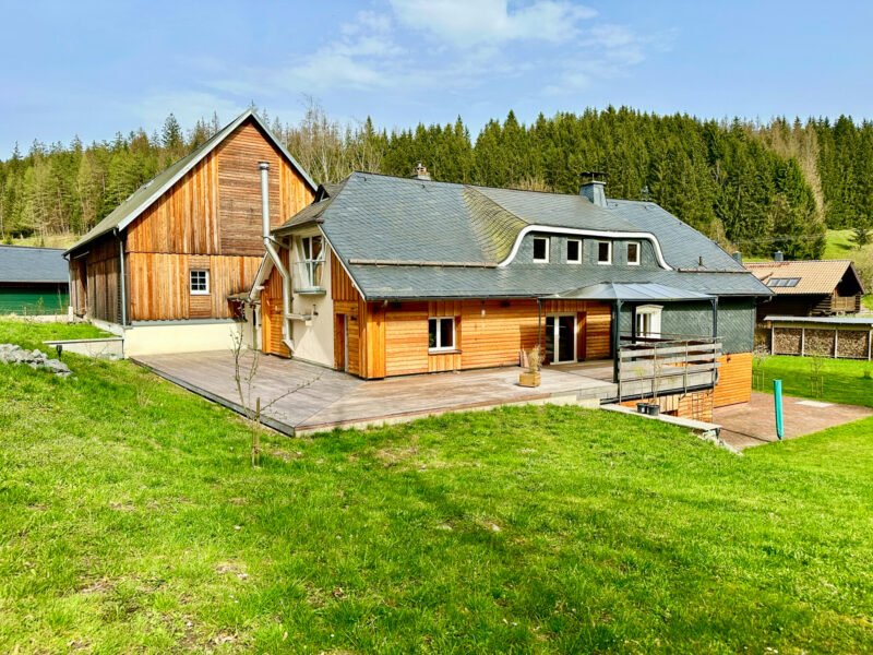 Verkauftes Wohnhaus mit Seegrundstück im Landkreis Kronach