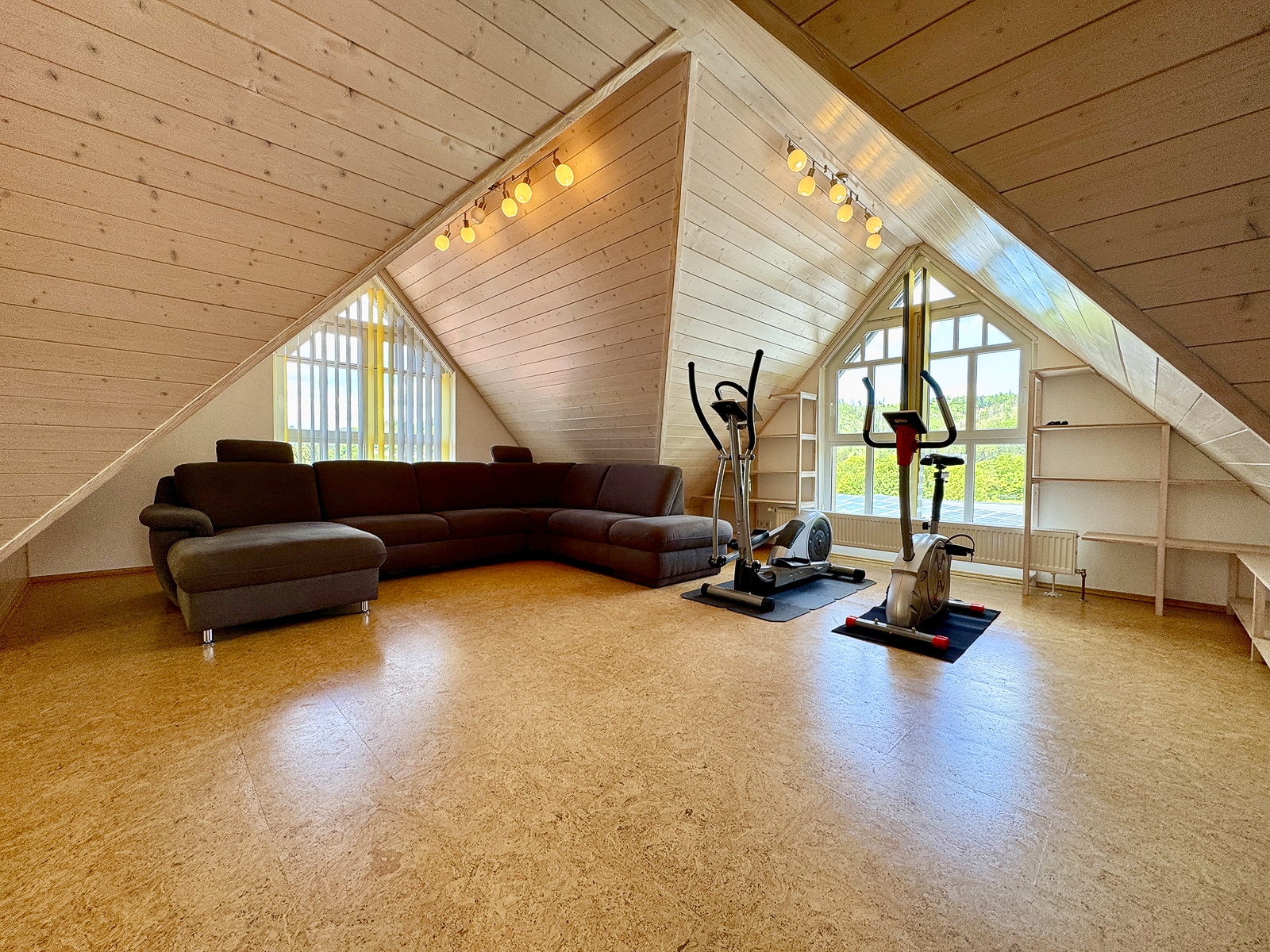 Studio (Dachgeschoss)