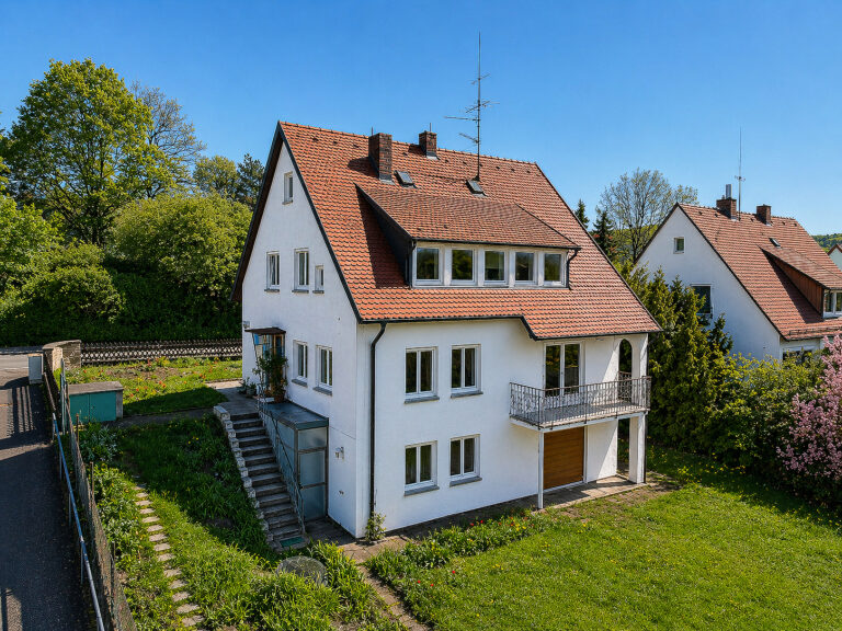 Geräumiges Wohnhaus mit Garten in traumhafter Lage von Kulmbach