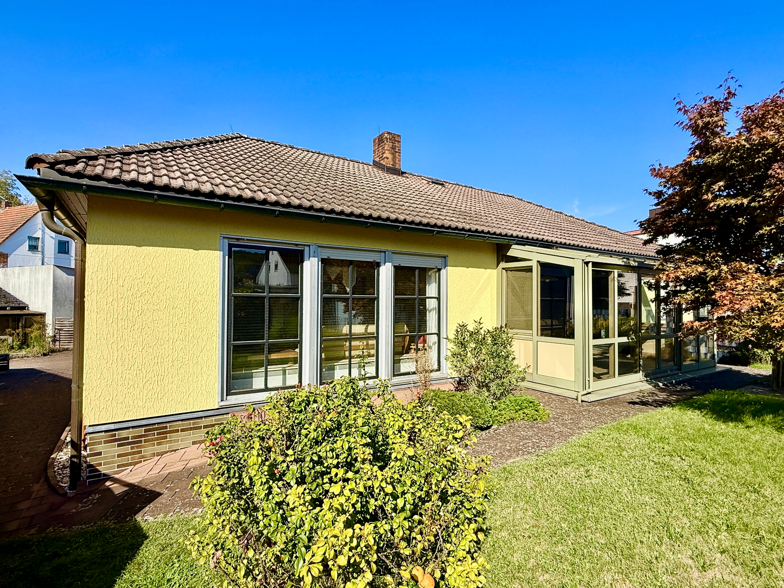 Schöner Bungalow mit Wintergarten und tollem Garten in zentraler Lage von Mitwitz