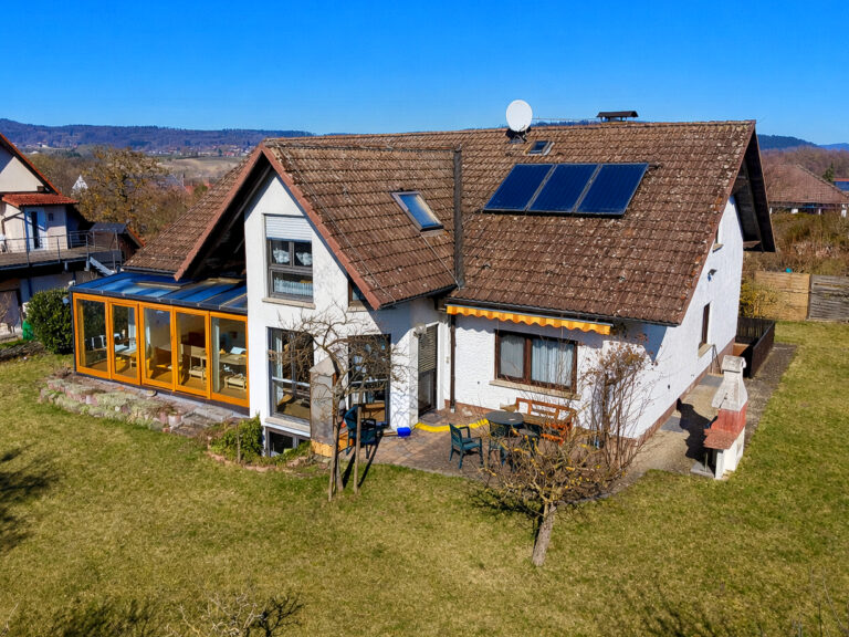 Schönes Wohnhaus mit Garten in traumhafter Lage von Küps